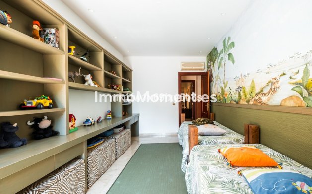 Resale - Detached villa - Inland  - Alhaurín de la Torre
