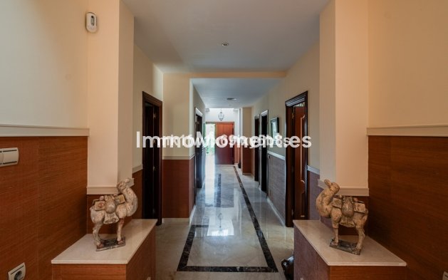 Resale - Detached villa - Inland  - Alhaurín de la Torre