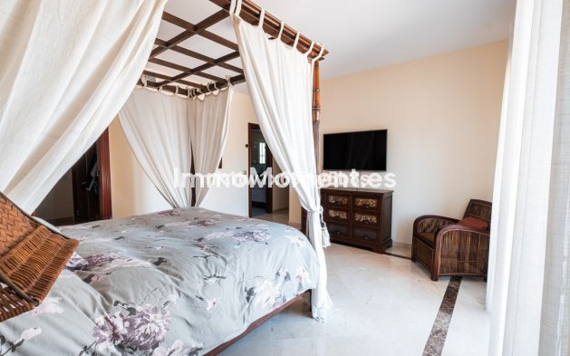 Resale - Detached villa - Inland  - Alhaurín de la Torre