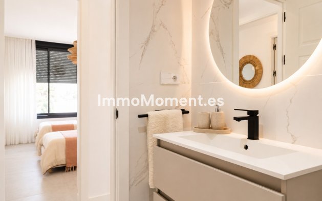 Revente - Appartement - Torremolinos - La Carihuela