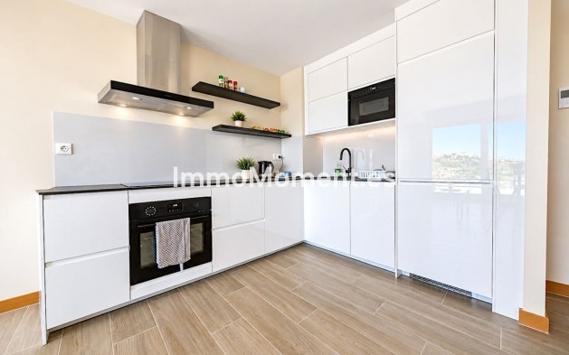 Revente - Appartement - Estepona  - Estepona Centro