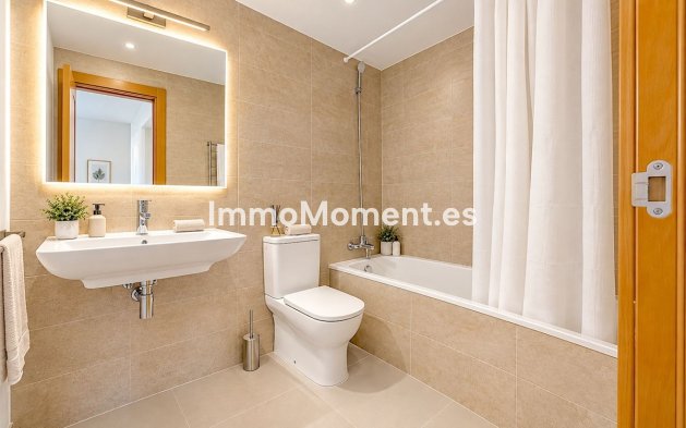 Revente - Appartement - Estepona  - Estepona Centro