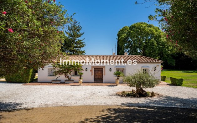 Bestaande woning - Landhuis - Estepona  - Cancelada