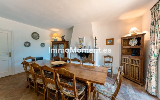 Bestaande woning - Landhuis - Estepona  - Cancelada