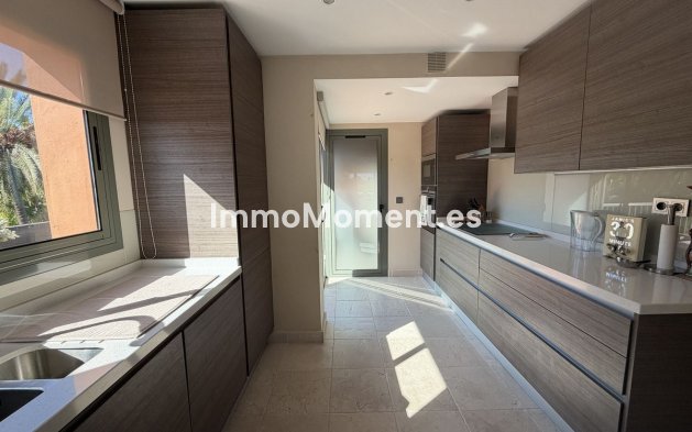 Reventa - Apartamento - Estepona  - Atalaya