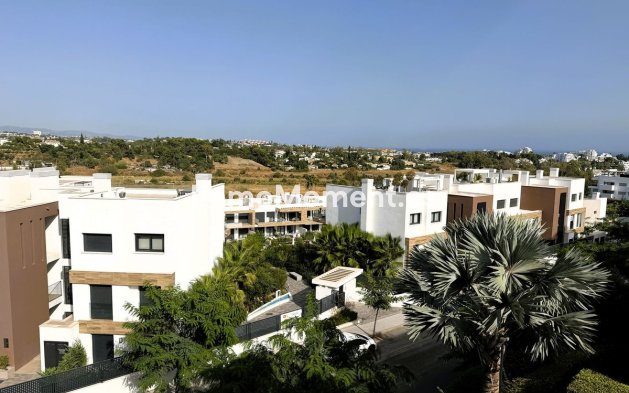 Reventa - Apartamento - Estepona  - Atalaya