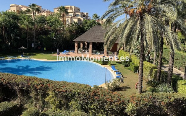 Reventa - Apartamento - Estepona  - Atalaya