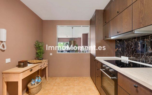 Wiederverkauf - Wohnung - Marbella - Nueva Andalucía