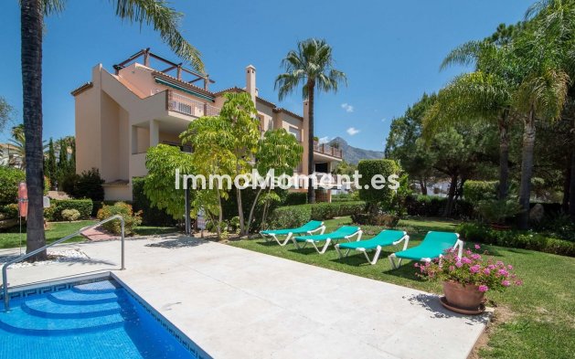 Wiederverkauf - Wohnung - Marbella - Nueva Andalucía