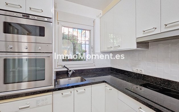 Revente - Maison mitoyenne - Estepona  - Estepona Centro