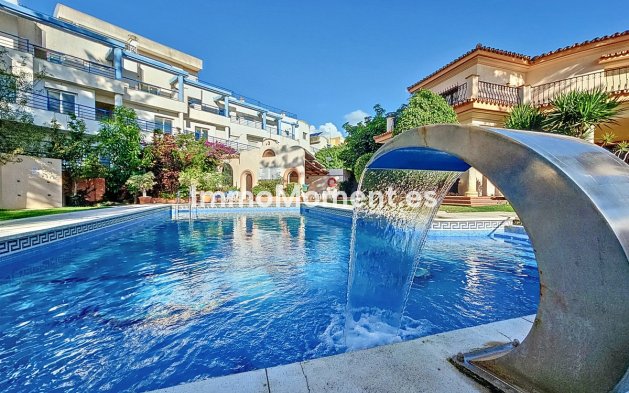 Revente - Maison mitoyenne - Estepona  - Estepona Centro