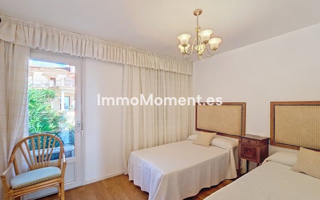 Revente - Maison mitoyenne - Estepona  - Estepona Centro