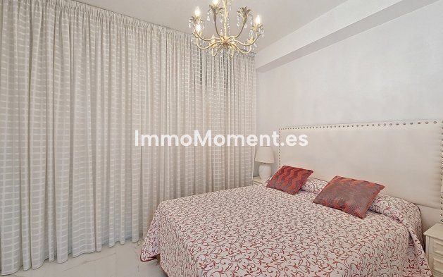 Revente - Maison mitoyenne - Estepona  - Estepona Centro