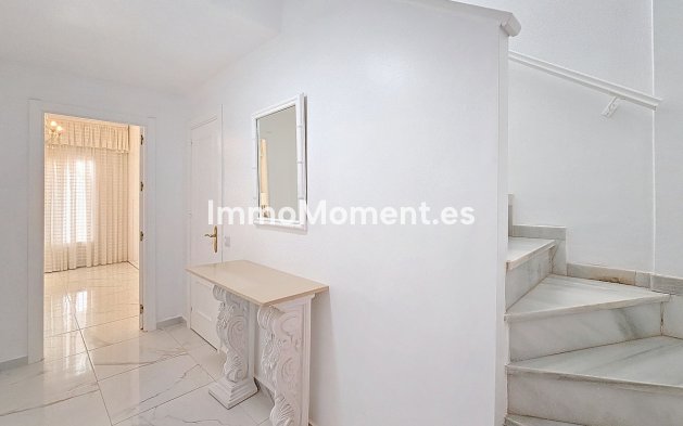 Revente - Maison mitoyenne - Estepona  - Estepona Centro