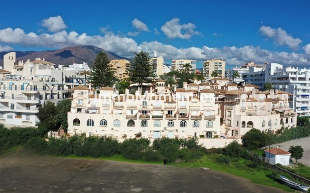 Revente - Maison mitoyenne - Estepona  - Estepona Centro