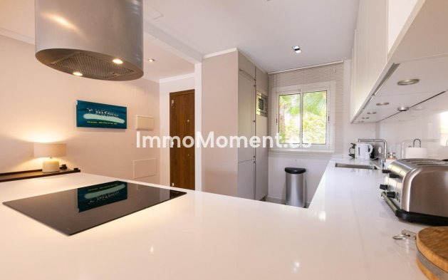 Revente - Appartement - Marbella - Nueva Andalucía