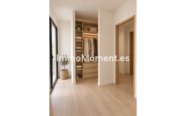 Resale - Apartment - Málaga - Centro Histórico