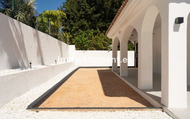 Reventa - Villa independiente - Estepona  - Estepona Centro