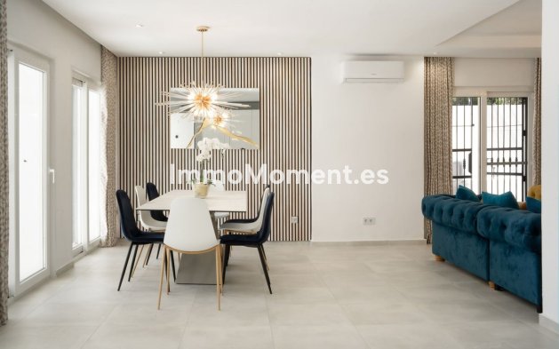 Reventa - Villa independiente - Estepona  - Estepona Centro