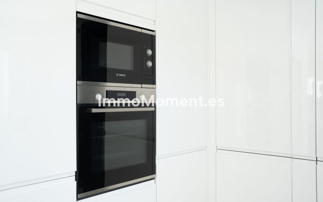 Reventa - Villa independiente - Estepona  - Estepona Centro
