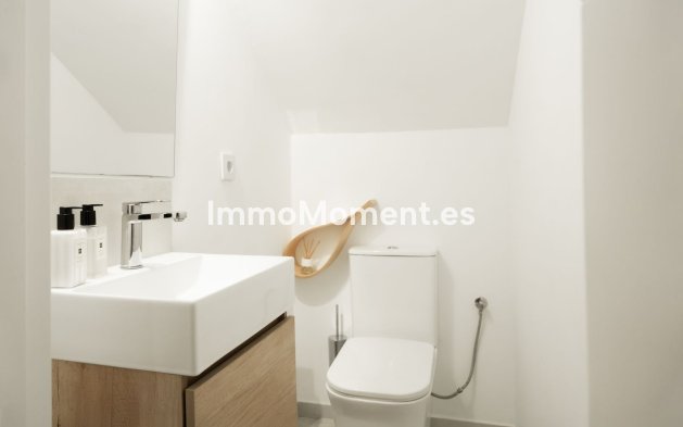 Reventa - Villa independiente - Estepona  - Estepona Centro