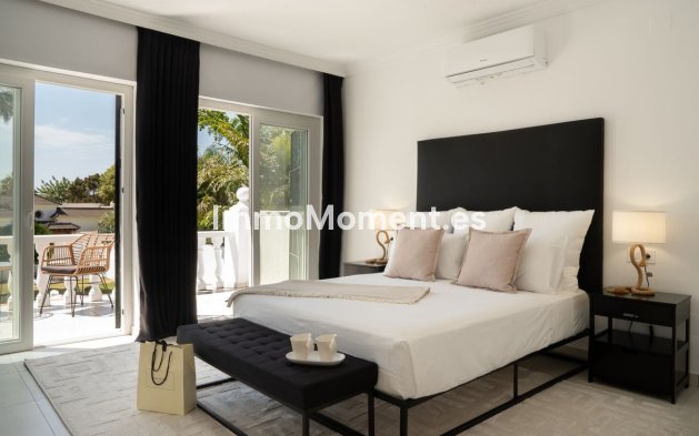 Reventa - Villa independiente - Estepona  - Estepona Centro