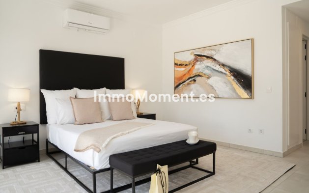Reventa - Villa independiente - Estepona  - Estepona Centro