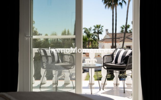Reventa - Villa independiente - Estepona  - Estepona Centro