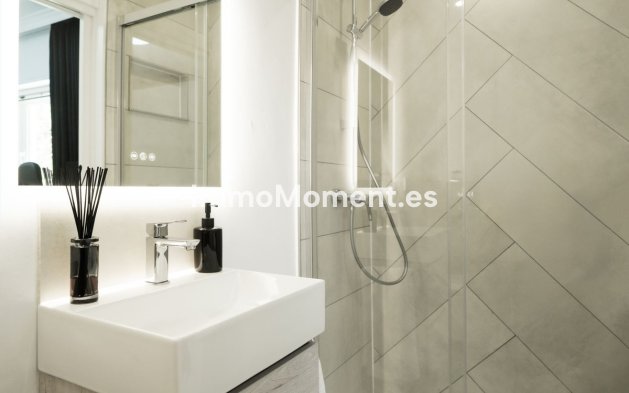 Reventa - Villa independiente - Estepona  - Estepona Centro
