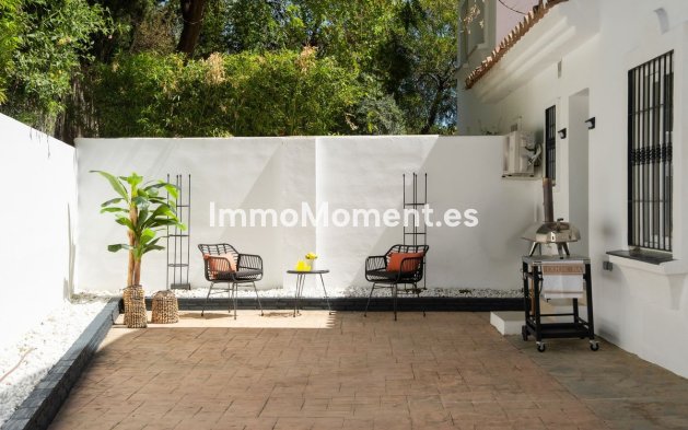 Reventa - Villa independiente - Estepona  - Estepona Centro