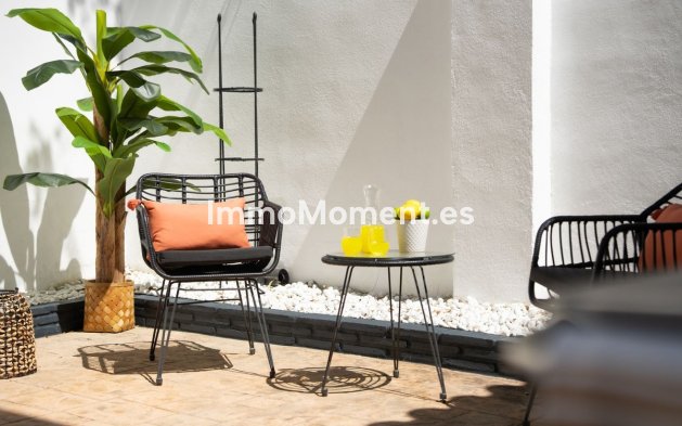 Reventa - Villa independiente - Estepona  - Estepona Centro