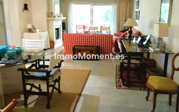 Resale - Apartment - Marbella - Guadalmina Baja