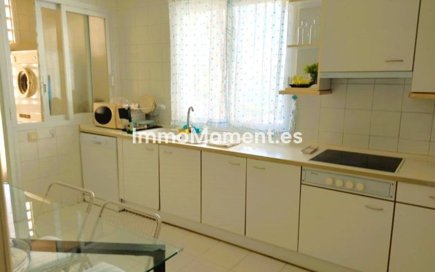 Resale - Apartment - Marbella - Guadalmina Baja