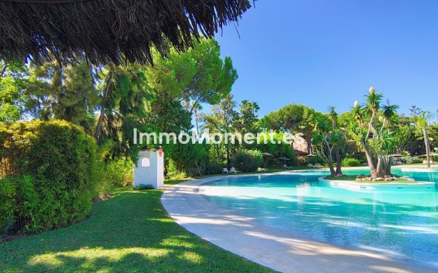 Resale - Apartment - Marbella - Guadalmina Baja