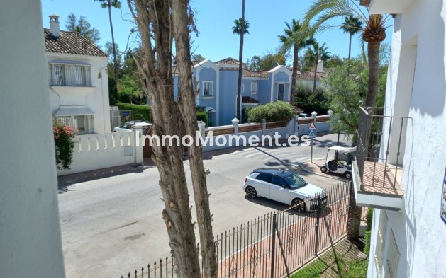 Resale - Apartment - Marbella - Guadalmina Baja