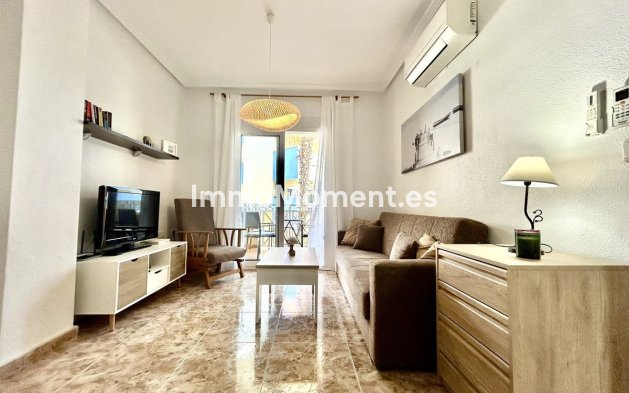 Resale - Apartment - Orihuela Costa - Cabo roig - La Zenia