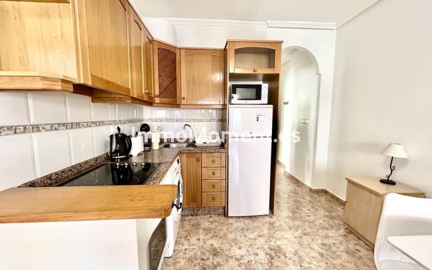 Resale - Apartment - Orihuela Costa - Cabo roig - La Zenia