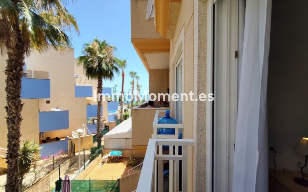 Resale - Apartment - Orihuela Costa - Cabo roig - La Zenia