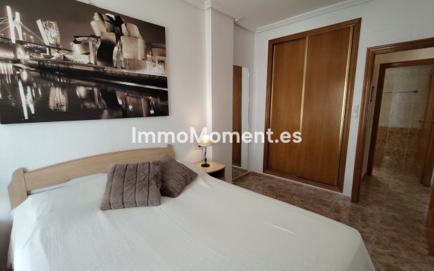 Resale - Apartment - Orihuela Costa - Cabo roig - La Zenia