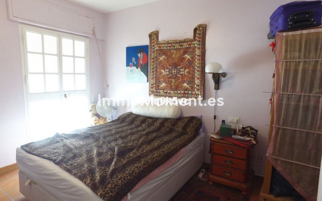 Resale - Apartment - Benahavís - Benahavís Centro