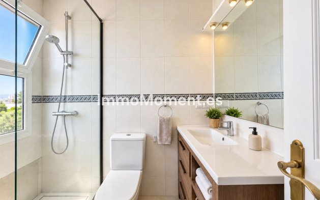 Wiederverkauf - Wohnung - Marbella - Puerto de Cabopino