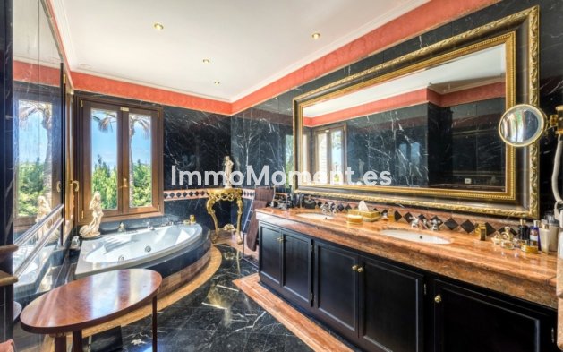 Wiederverkauf - Freistehende Villa - Marbella - Sierra Blanca