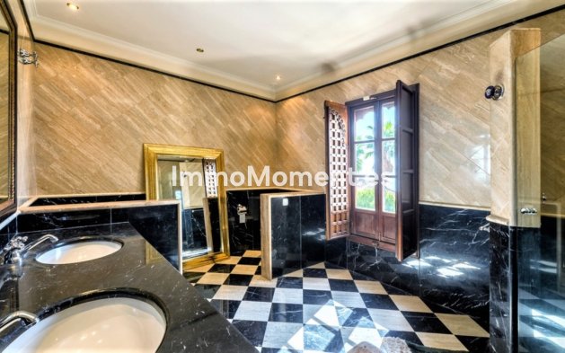 Wiederverkauf - Freistehende Villa - Marbella - Sierra Blanca