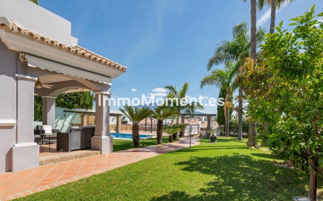 Bestaande woning - Vrijstaande villa - Estepona  - Estepona Centro