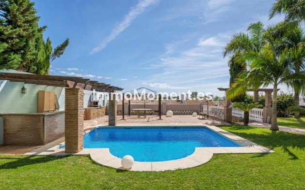 Bestaande woning - Vrijstaande villa - Estepona  - Estepona Centro
