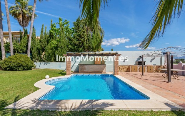 Bestaande woning - Vrijstaande villa - Estepona  - Estepona Centro