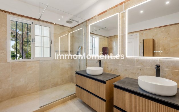 Bestaande woning - Vrijstaande villa - Estepona  - Estepona Centro