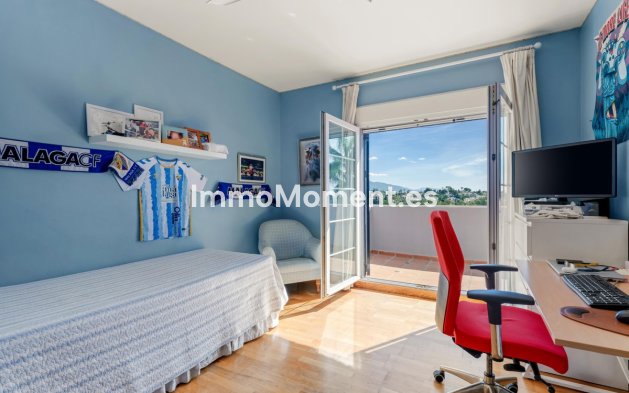 Bestaande woning - Vrijstaande villa - Estepona  - Estepona Centro