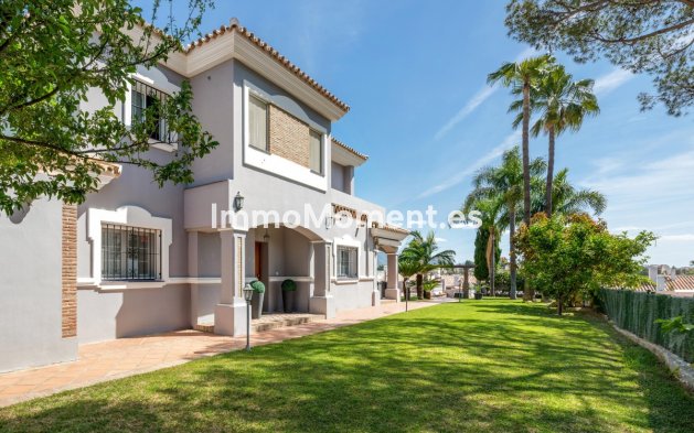 Bestaande woning - Vrijstaande villa - Estepona  - Estepona Centro