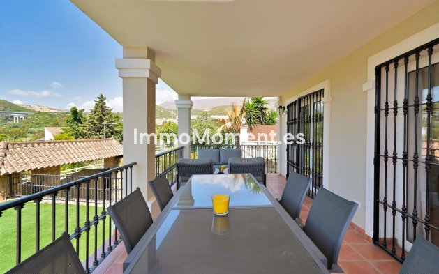 Reventa - Villa independiente - Estepona  - Valle Romano